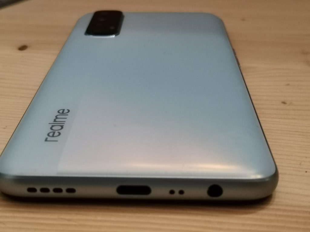 realme 7 review - WhatGadget.net