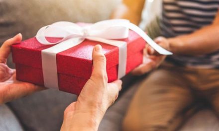 Merry Techmas: Brits splash the cash on tech gifts but nearly half are not insured