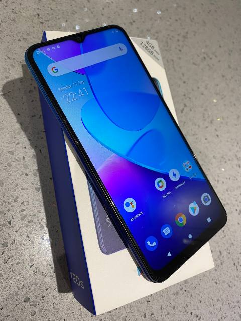 Vivo y20s weight