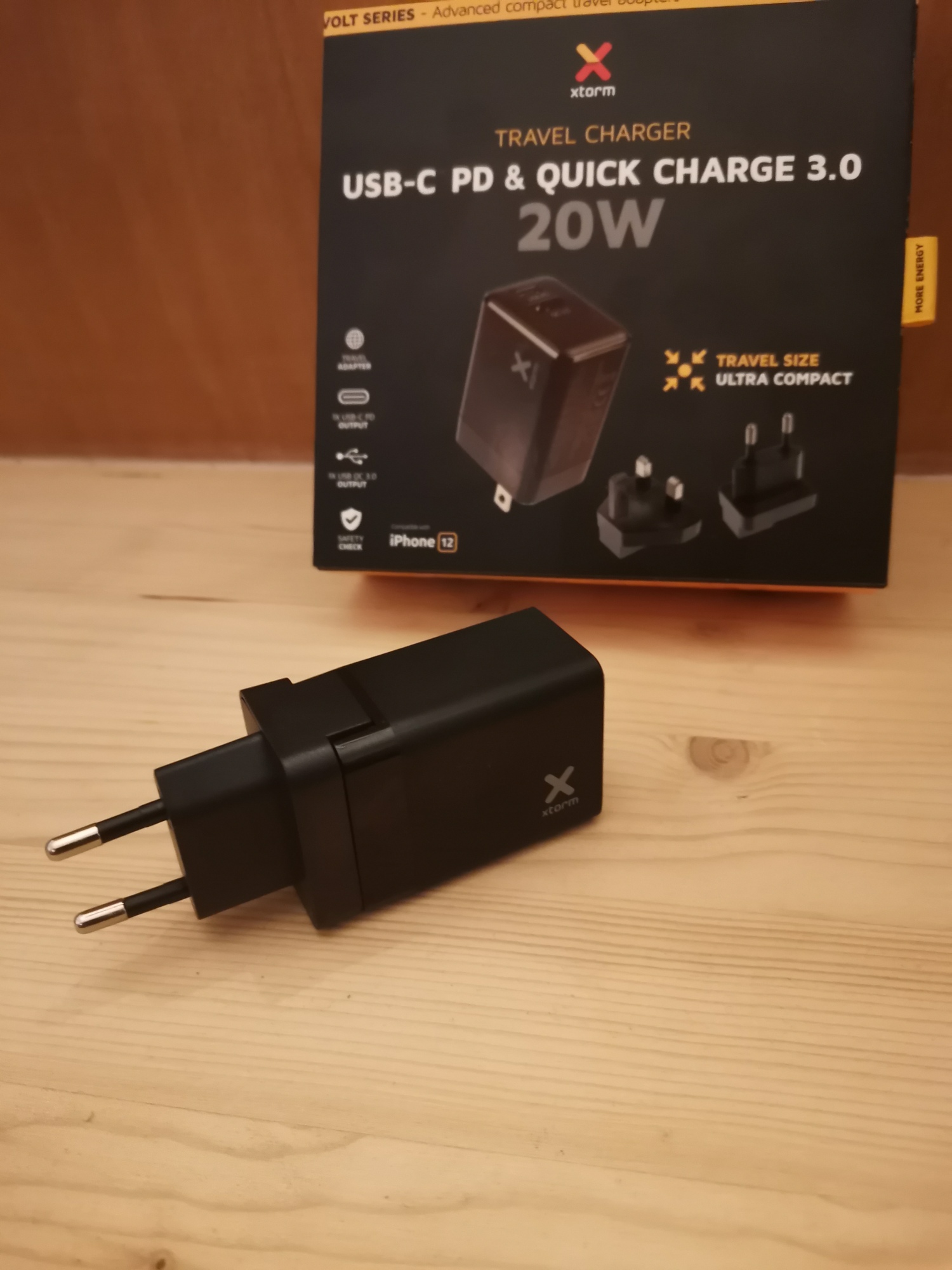 Xtorm Volt Series Travel Charger USB-C PD & Quick Charge 3.0