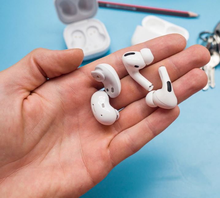 AirPods Pro vs. Galaxy Buds Pro